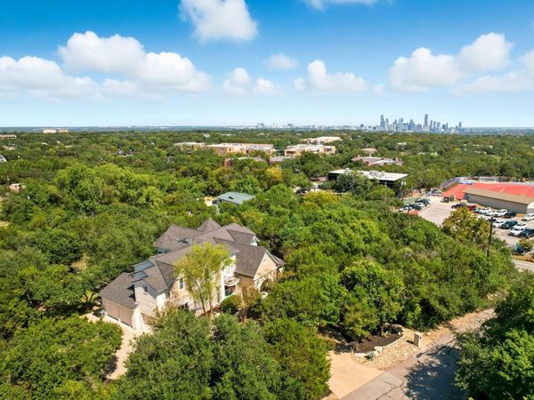 500 Konstanty CIR, West Lake Hills, TX 78746