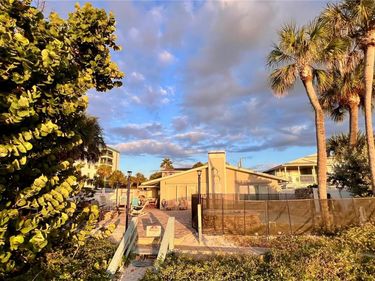 2308 BEACH TRAIL, INDIAN ROCKS BEACH, FL 33785