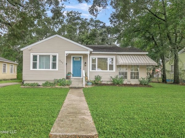 1658 Hollywood Boulevard, Biloxi, MS 39531