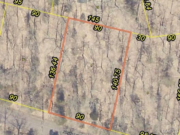 2160 S Lake Sherwood Drive, Lake Sherwood, MO 63357