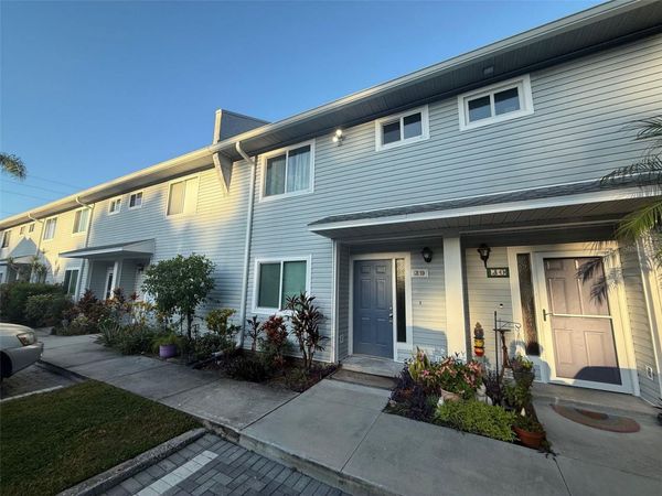 500 NEW YORK AVENUE, Unit 29, DUNEDIN, FL 34698