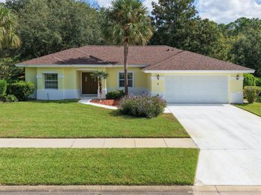 8 MONTAUK LANE, PALM COAST, FL 32164