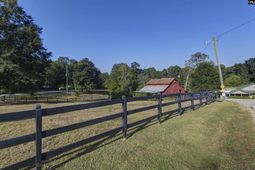 6009 Wescott Road photo 4