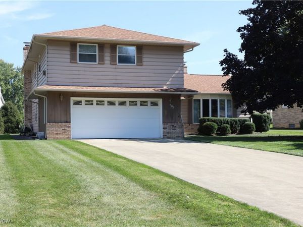 595 Jefferson Drive, Cleveland, OH 44143