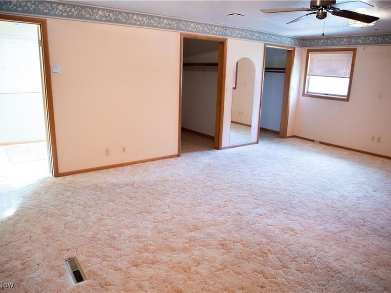 595 Jefferson Drive, Cleveland, OH 44143 Photo 16