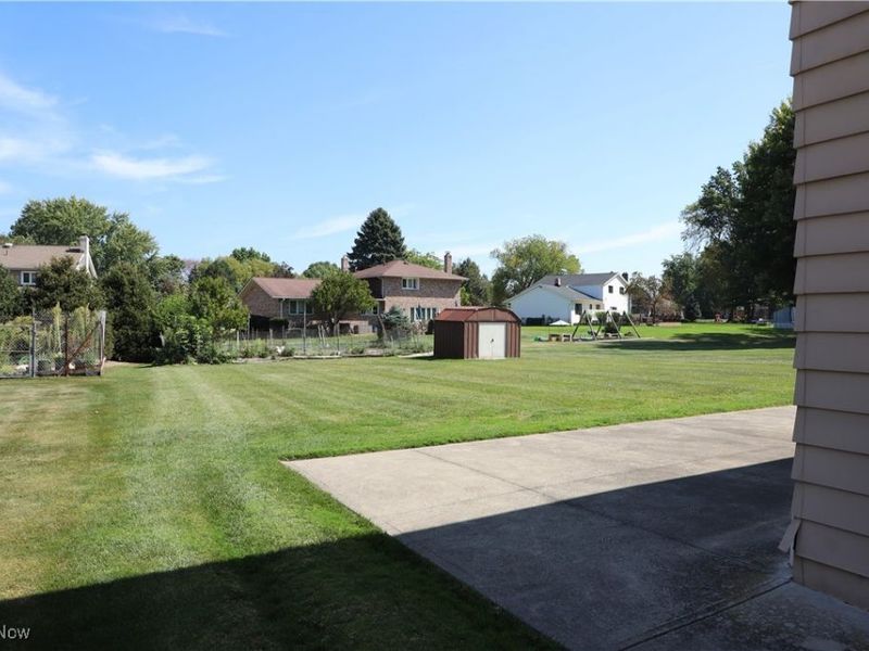 595 Jefferson Drive, Cleveland, OH 44143 Photo 31