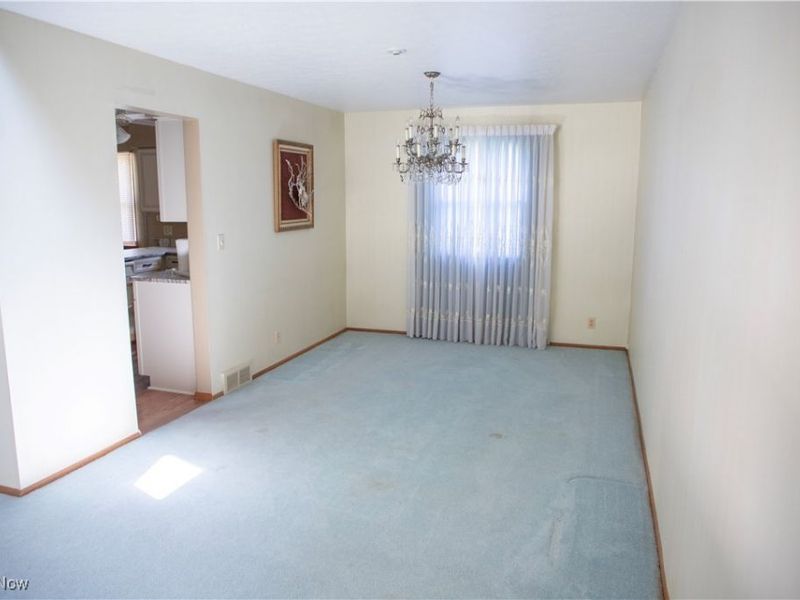 595 Jefferson Drive, Cleveland, OH 44143 Photo 5