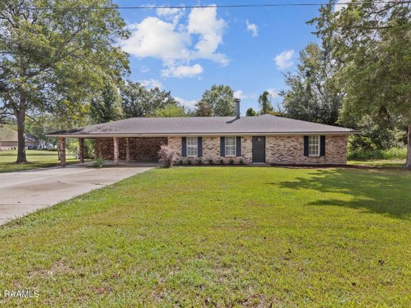 6720 N University Avenue, Carencro, LA 70520