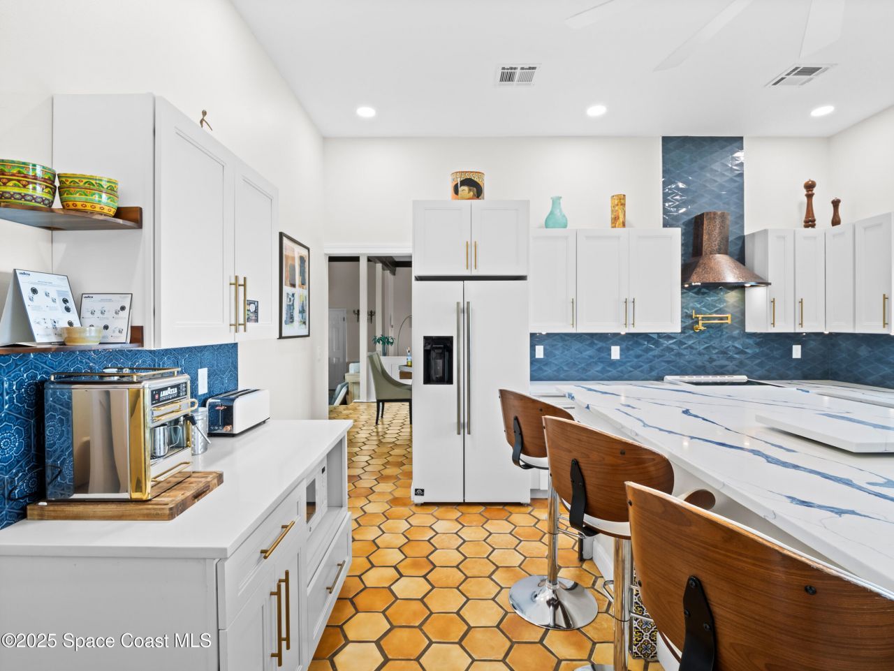 933 S Atlantic Avenue, Cocoa Beach, FL 32931 Photo