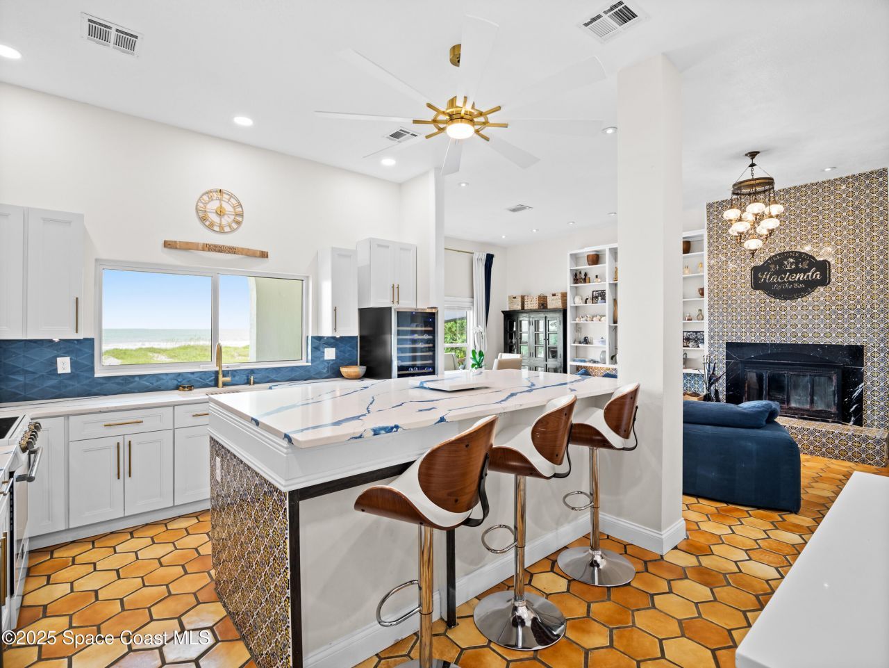 933 S Atlantic Avenue, Cocoa Beach, FL 32931 Photo