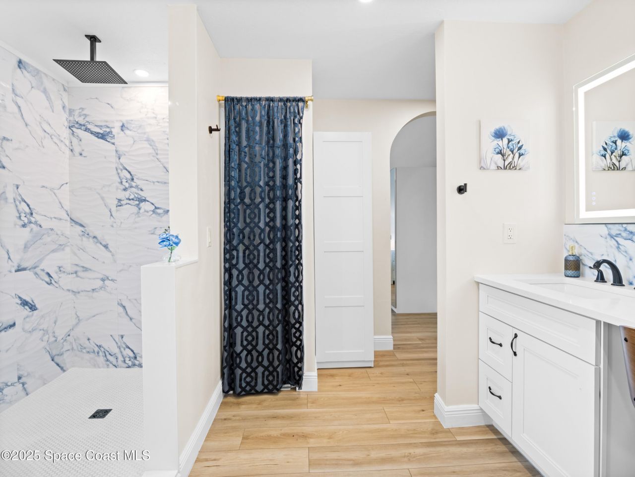 933 S Atlantic Avenue, Cocoa Beach, FL 32931 Photo