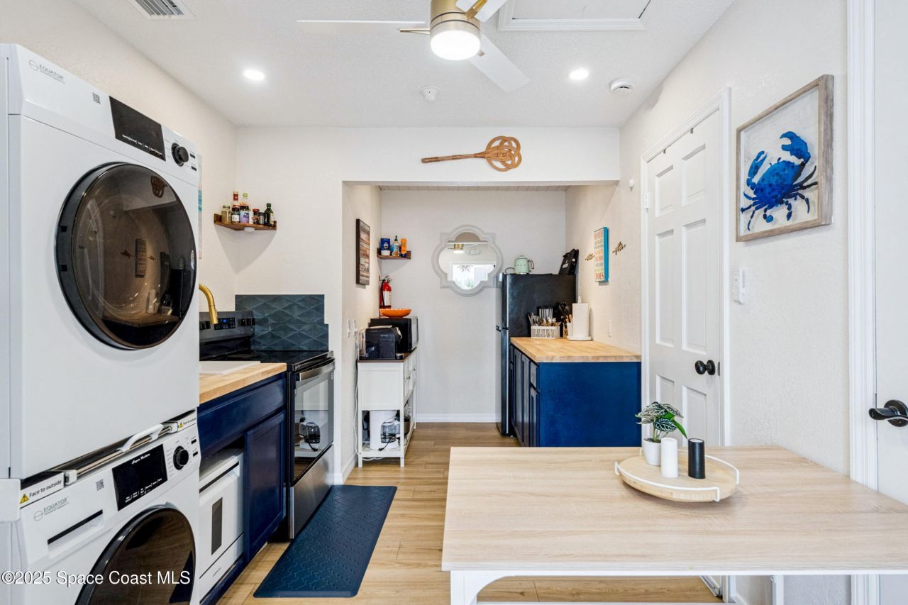 933 S Atlantic Avenue, Cocoa Beach, FL 32931 Photo