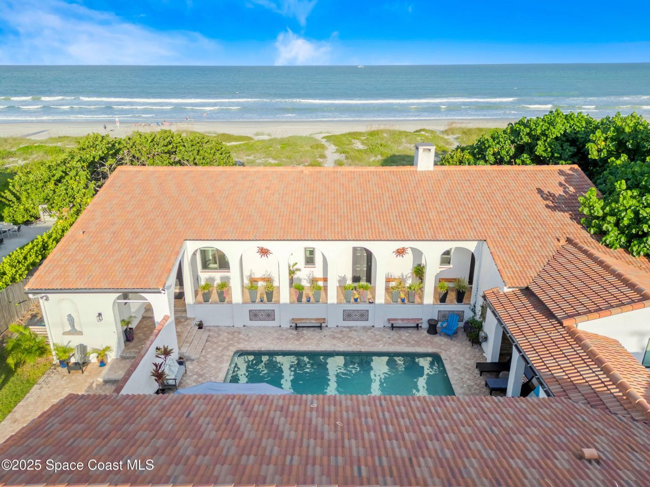 933 S Atlantic Avenue, Cocoa Beach, FL 32931 Photo