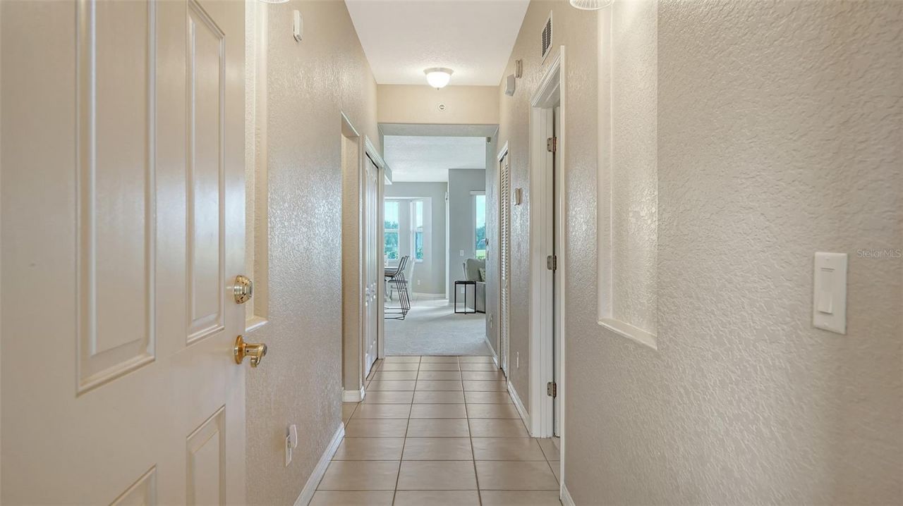 811 Fairwaycove Lane, Unit 107, Bradenton, FL 34212 Photo