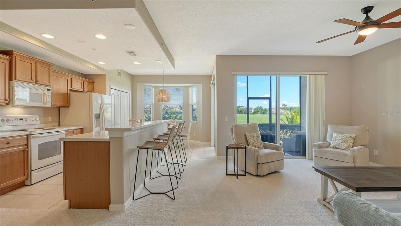 811 Fairwaycove Lane, Unit 107, Bradenton, FL 34212 Photo
