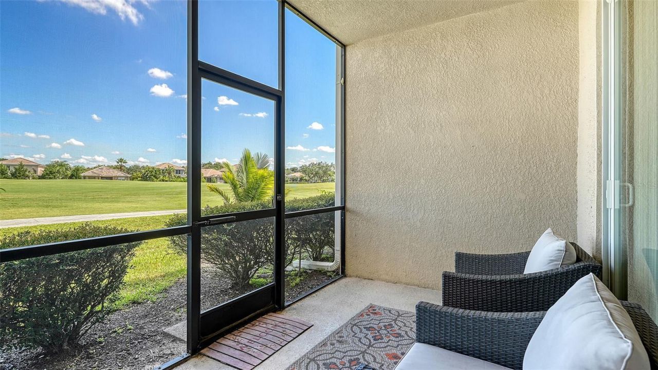 811 Fairwaycove Lane, Unit 107, Bradenton, FL 34212 Photo