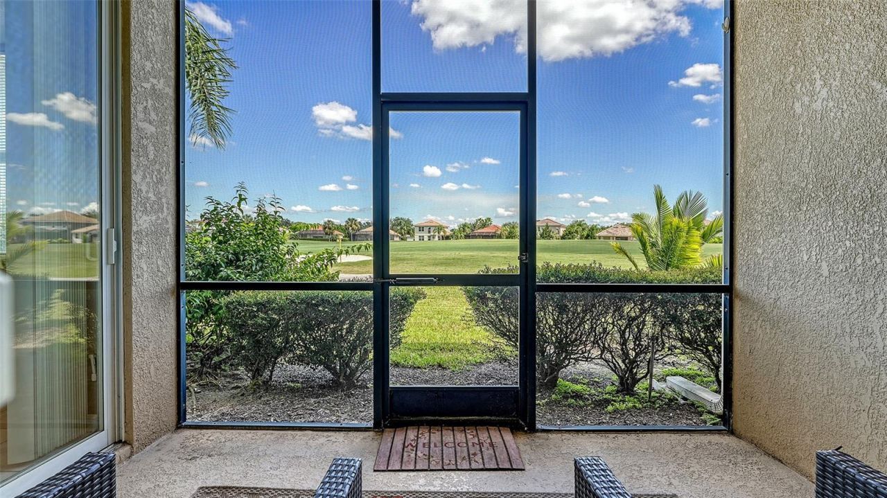 811 Fairwaycove Lane, Unit 107, Bradenton, FL 34212 Photo