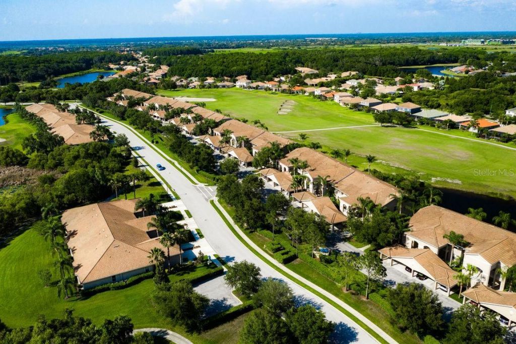 811 Fairwaycove Lane, Unit 107, Bradenton, FL 34212 Photo