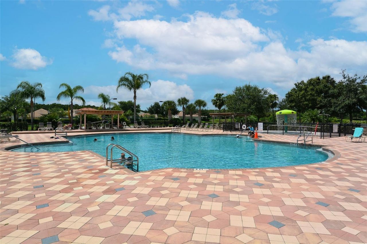 811 Fairwaycove Lane, Unit 107, Bradenton, FL 34212 Photo