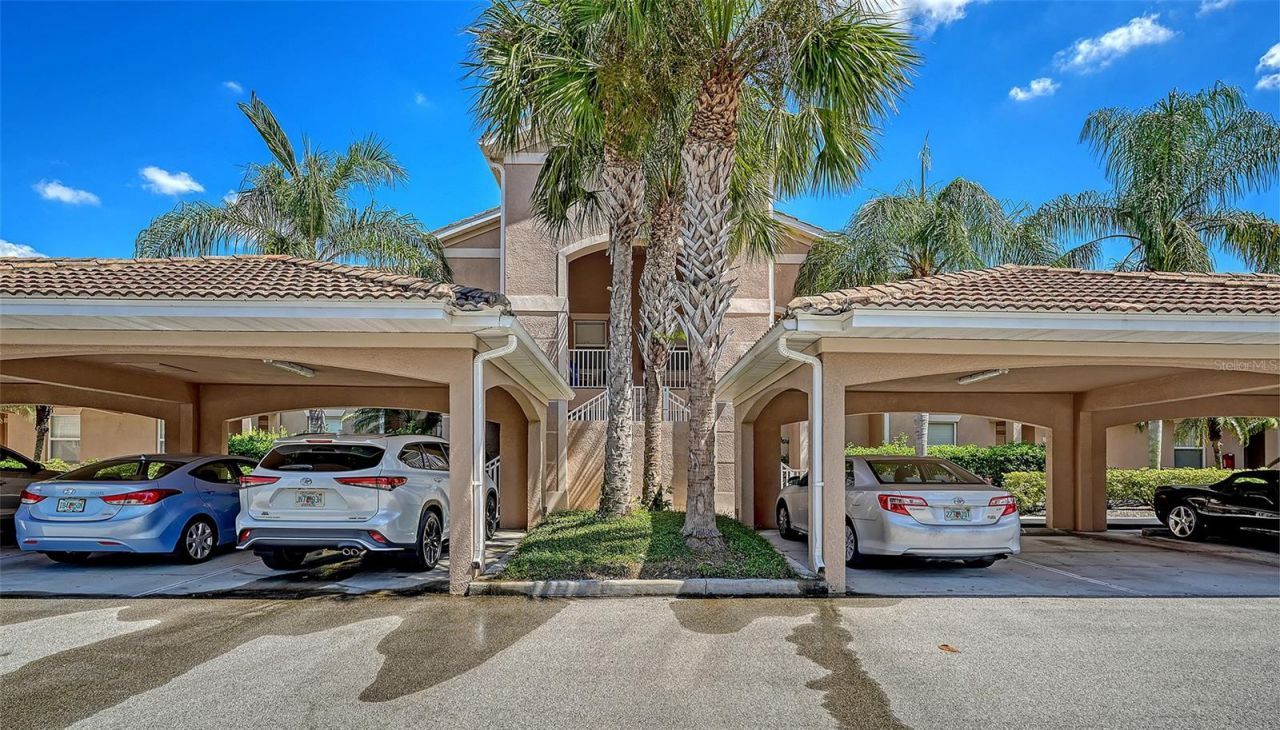 811 Fairwaycove Lane, Unit 107, Bradenton, FL 34212 Photo