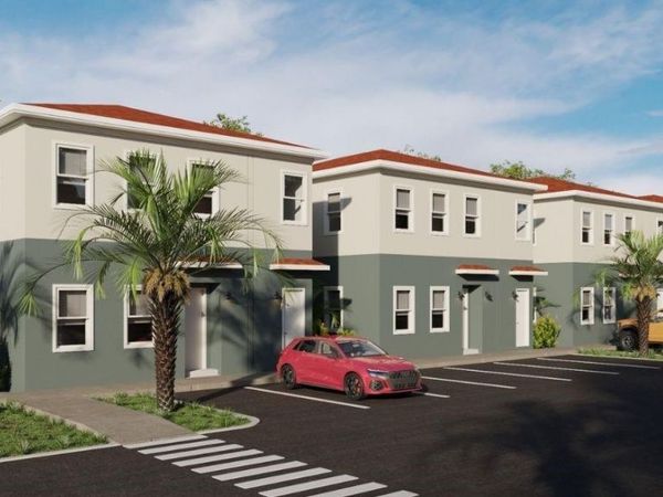 6925 E 21ST AVENUE, TAMPA, FL 33619