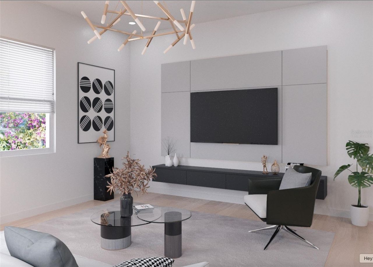 6925 E 21st Avenue, Tampa, FL 33619 Photo