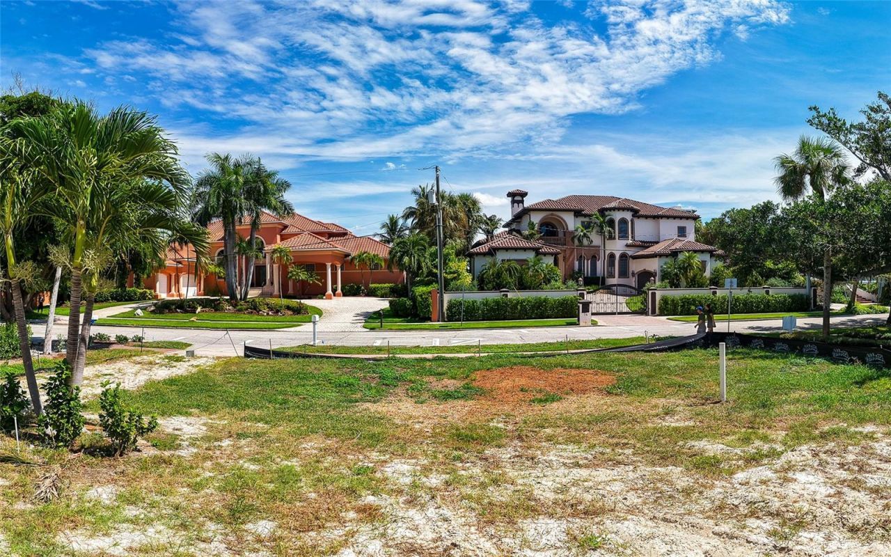 25 N Washington Drive, Sarasota, FL 34236 Photo