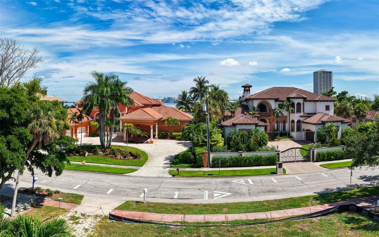 25 N Washington Drive, Sarasota, FL 34236 Photo