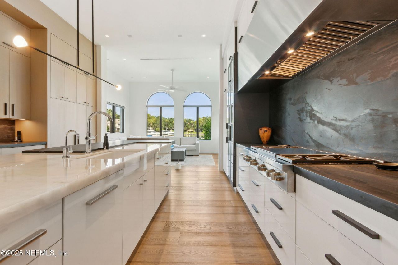 116 Annapolis Lane, Ponte Vedra Beach, FL 32082 Photo