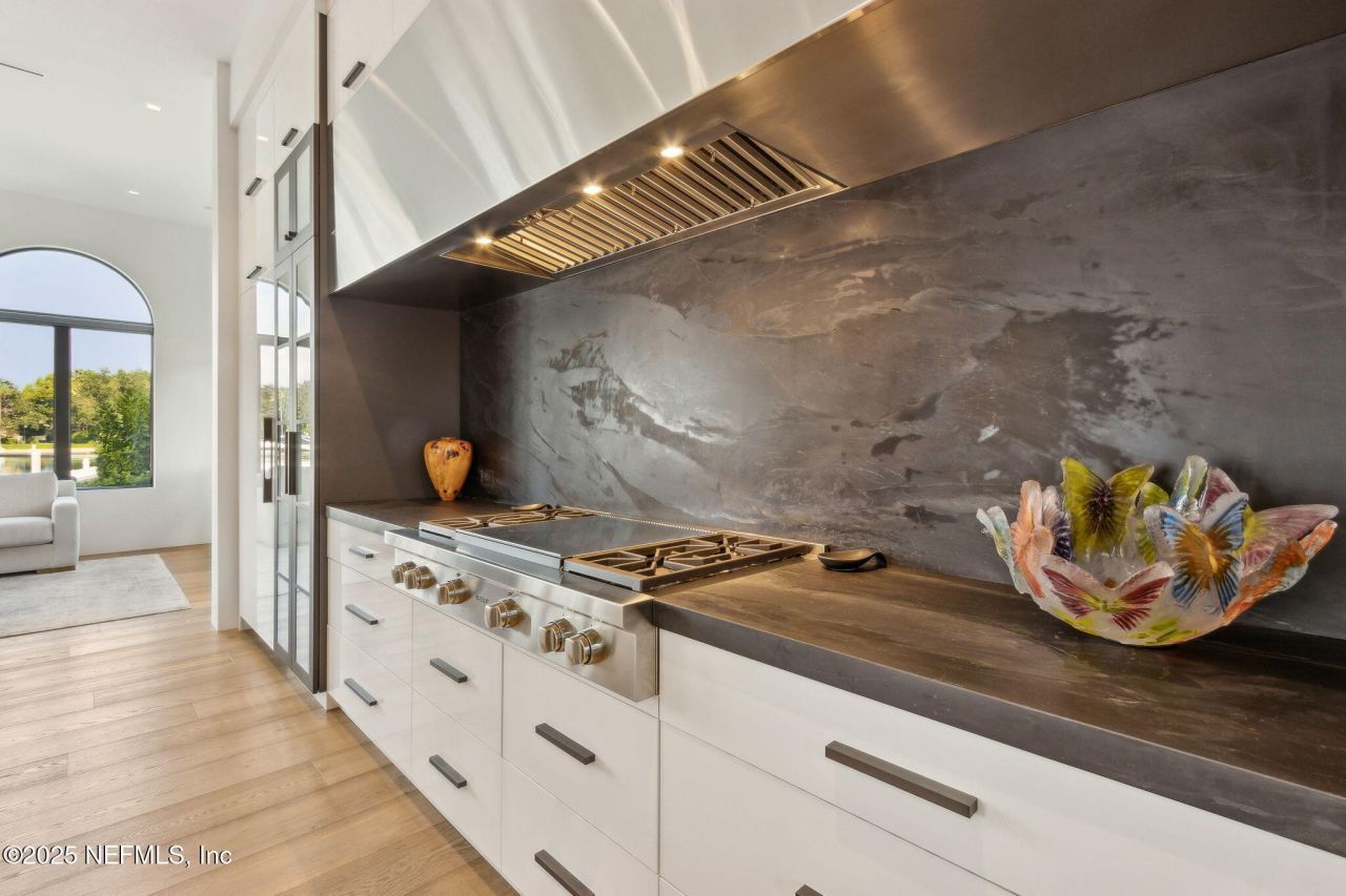 116 Annapolis Lane, Ponte Vedra Beach, FL 32082 Photo