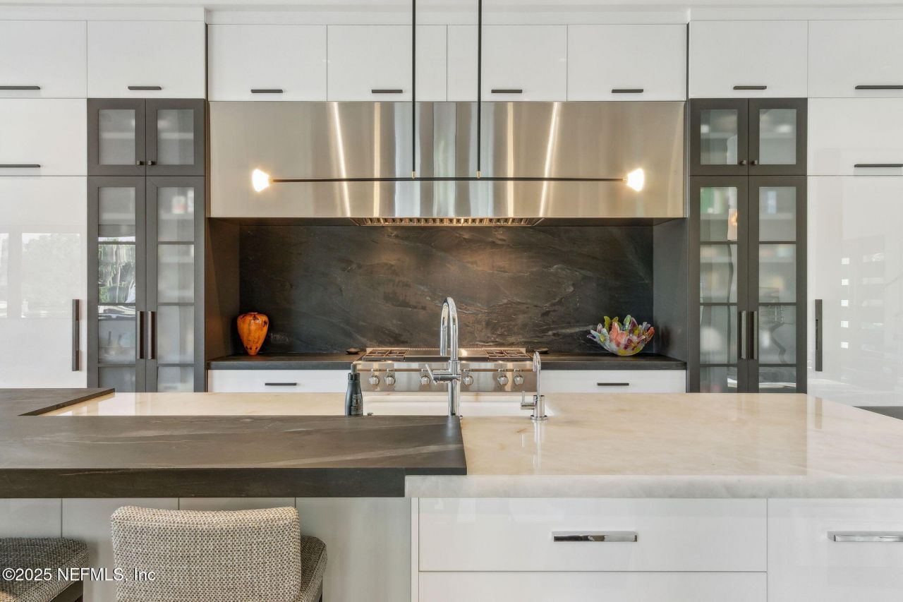 116 Annapolis Lane, Ponte Vedra Beach, FL 32082 Photo