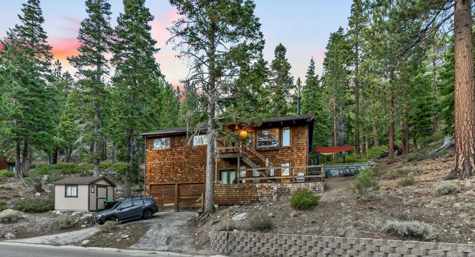 349 Maryanne Drive, Stateline, NV 89449 Photo