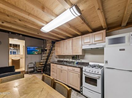 349 Maryanne Drive, Stateline, NV 89449 Photo