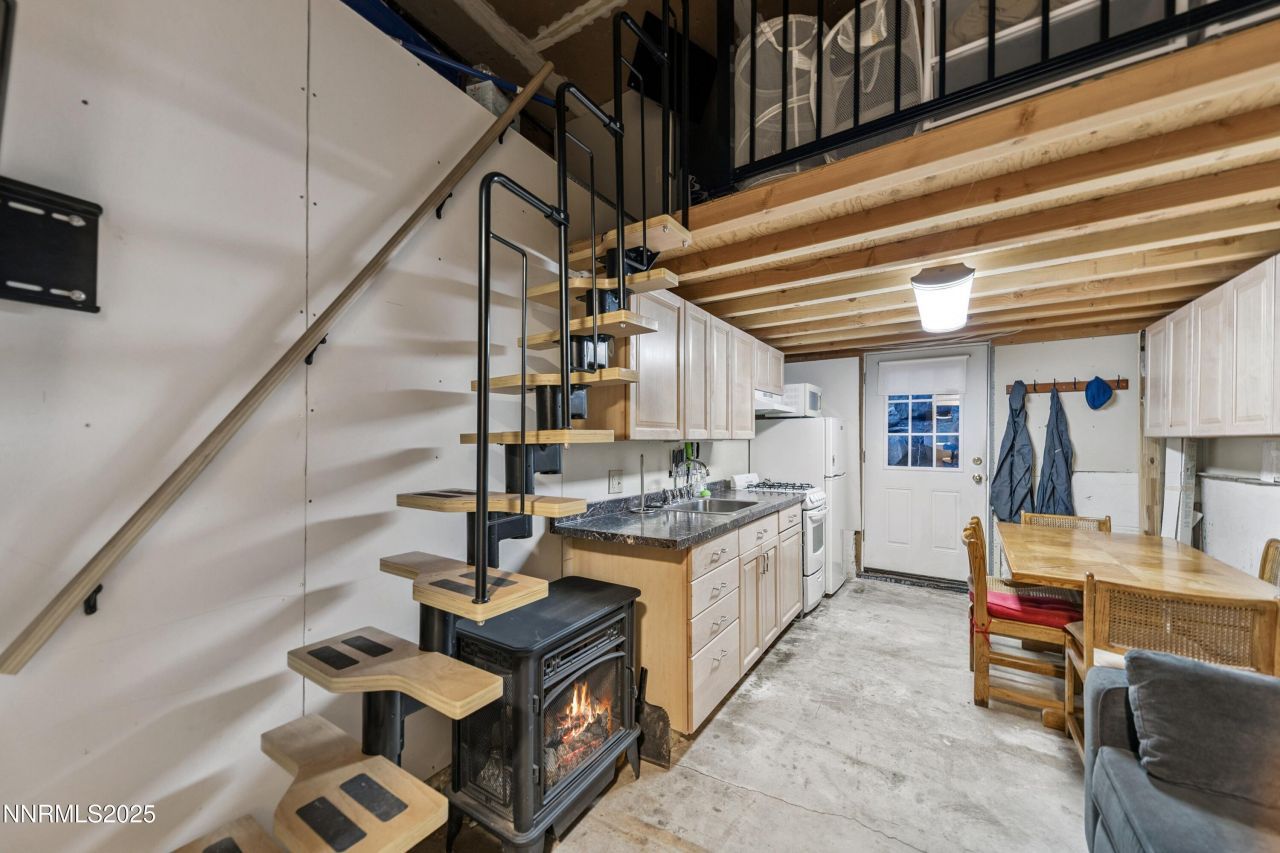 349 Maryanne Drive, Stateline, NV 89449 Photo