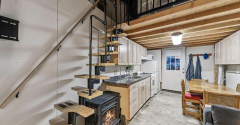 349 Maryanne Drive, Stateline, NV 89449 Photo