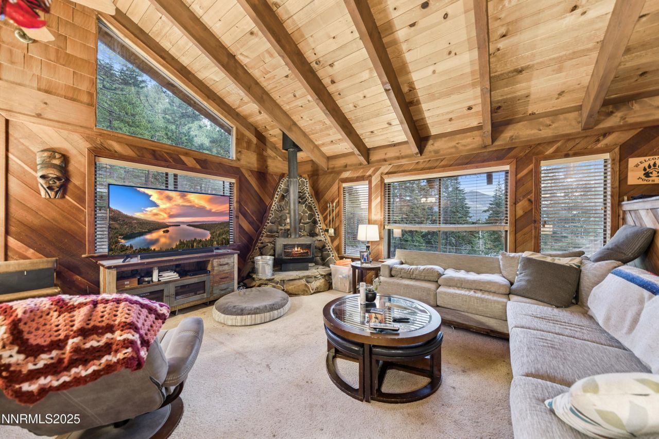 349 Maryanne Drive, Stateline, NV 89449 Photo