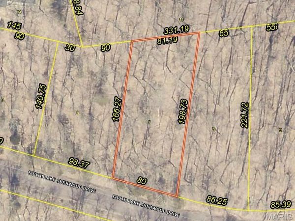 2162 S Lake Sherwood Drive, Lake Sherwood, MO 63357