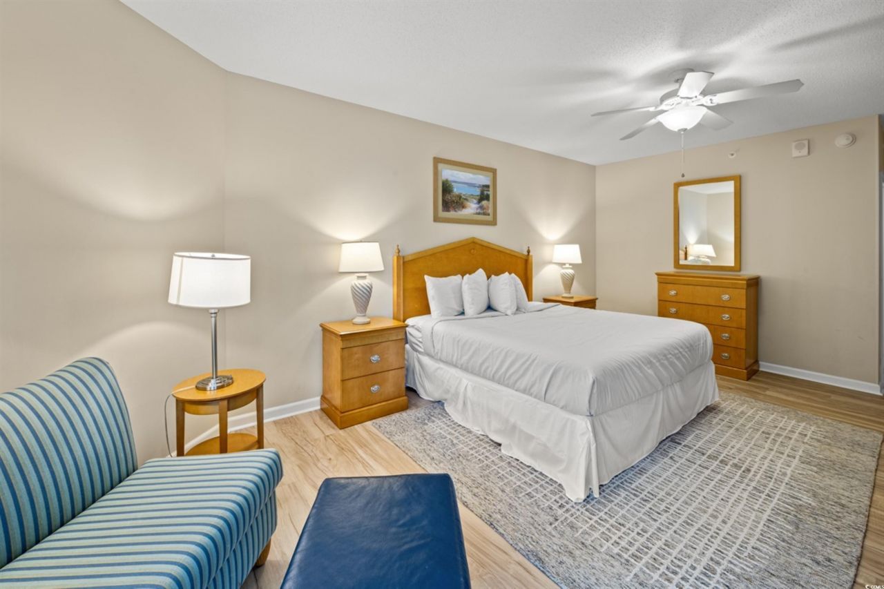 9994 Beach Club Dr. Photo 11