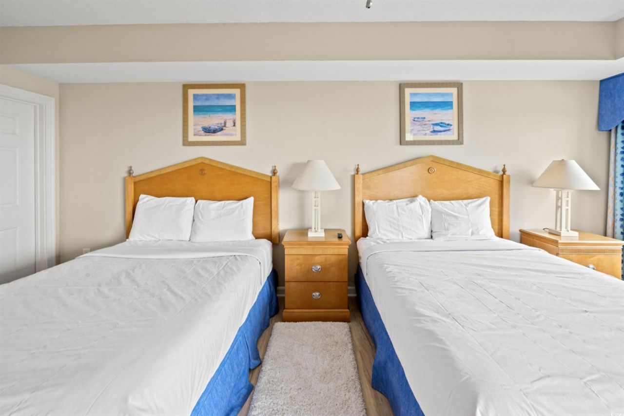 9994 Beach Club Dr. Photo 17