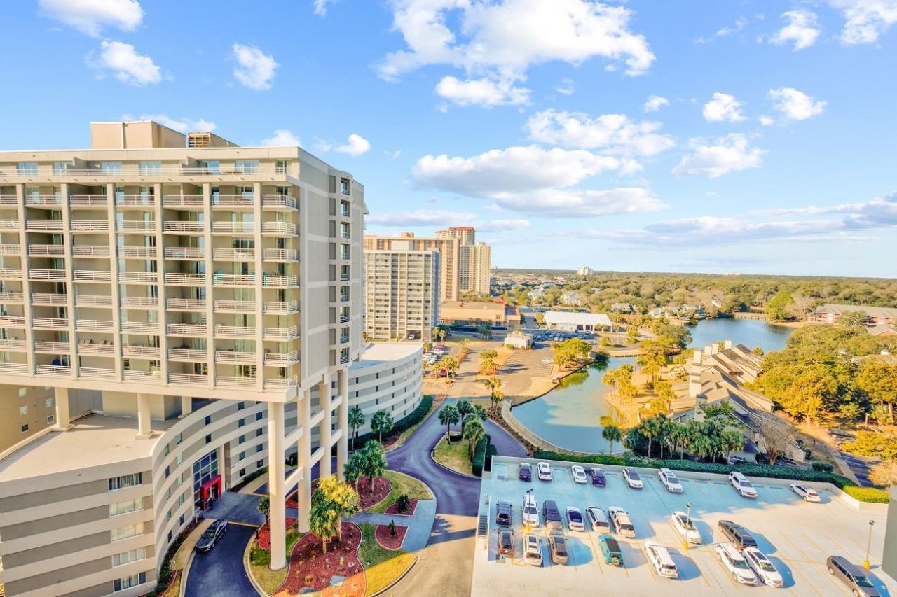 9994 Beach Club Dr. Photo 21