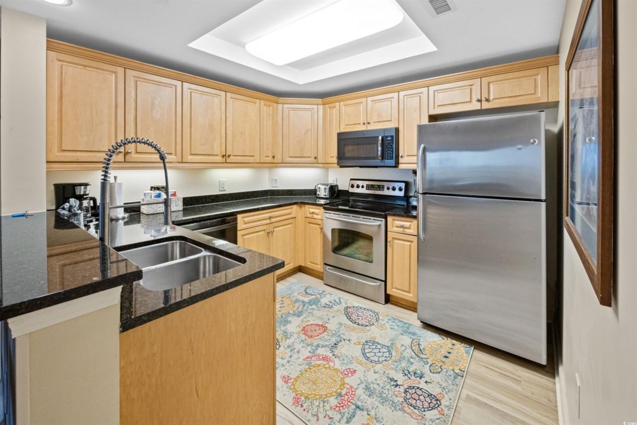 9994 Beach Club Dr. Photo 8