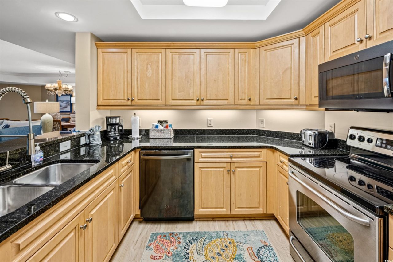 9994 Beach Club Dr. Photo 9