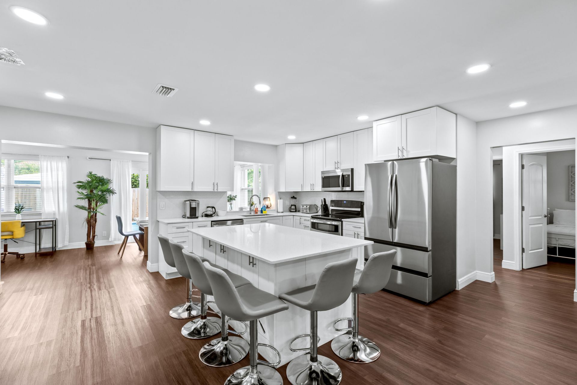 1800 NE 28th Avenue, Pompano Beach, FL 33062 Photo