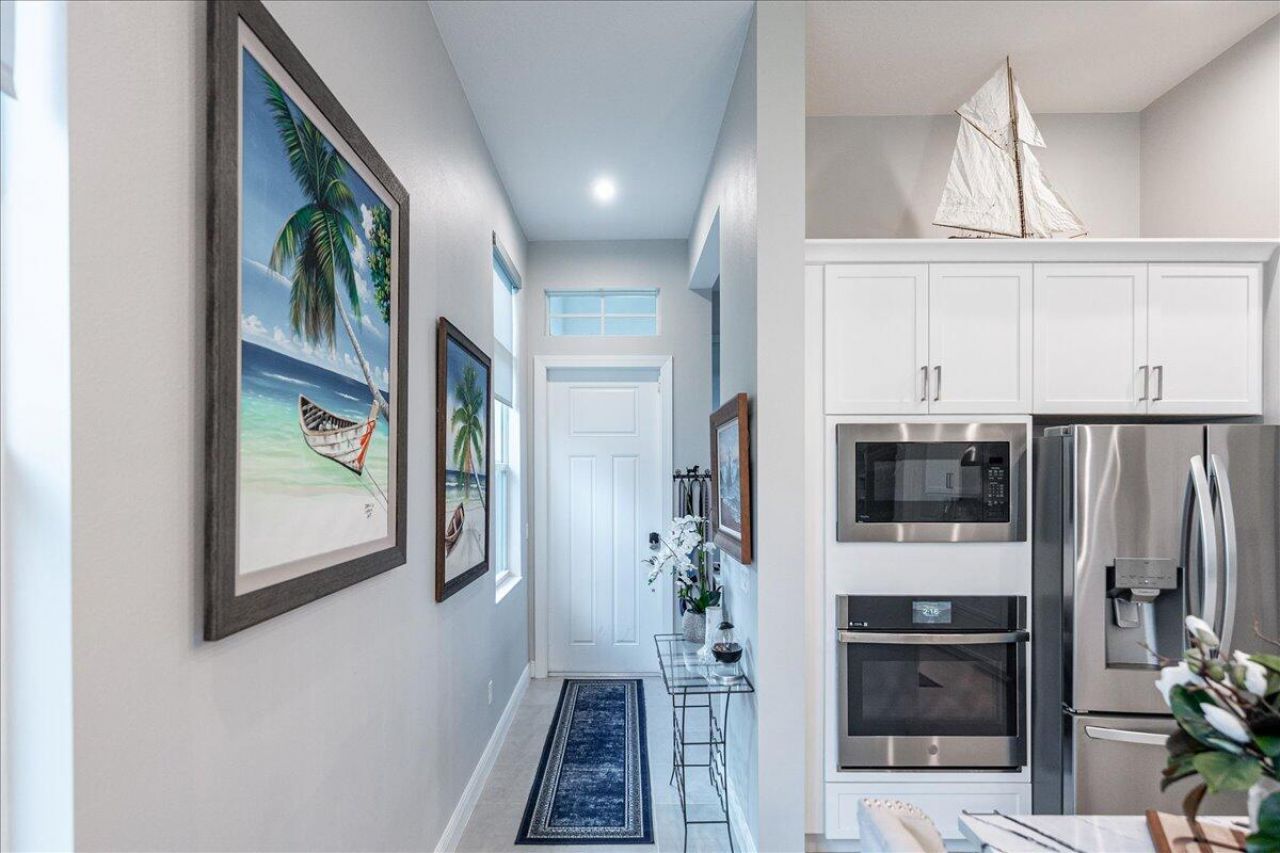 152 SE Via Tirso, Port Saint Lucie, FL 34952 Photo