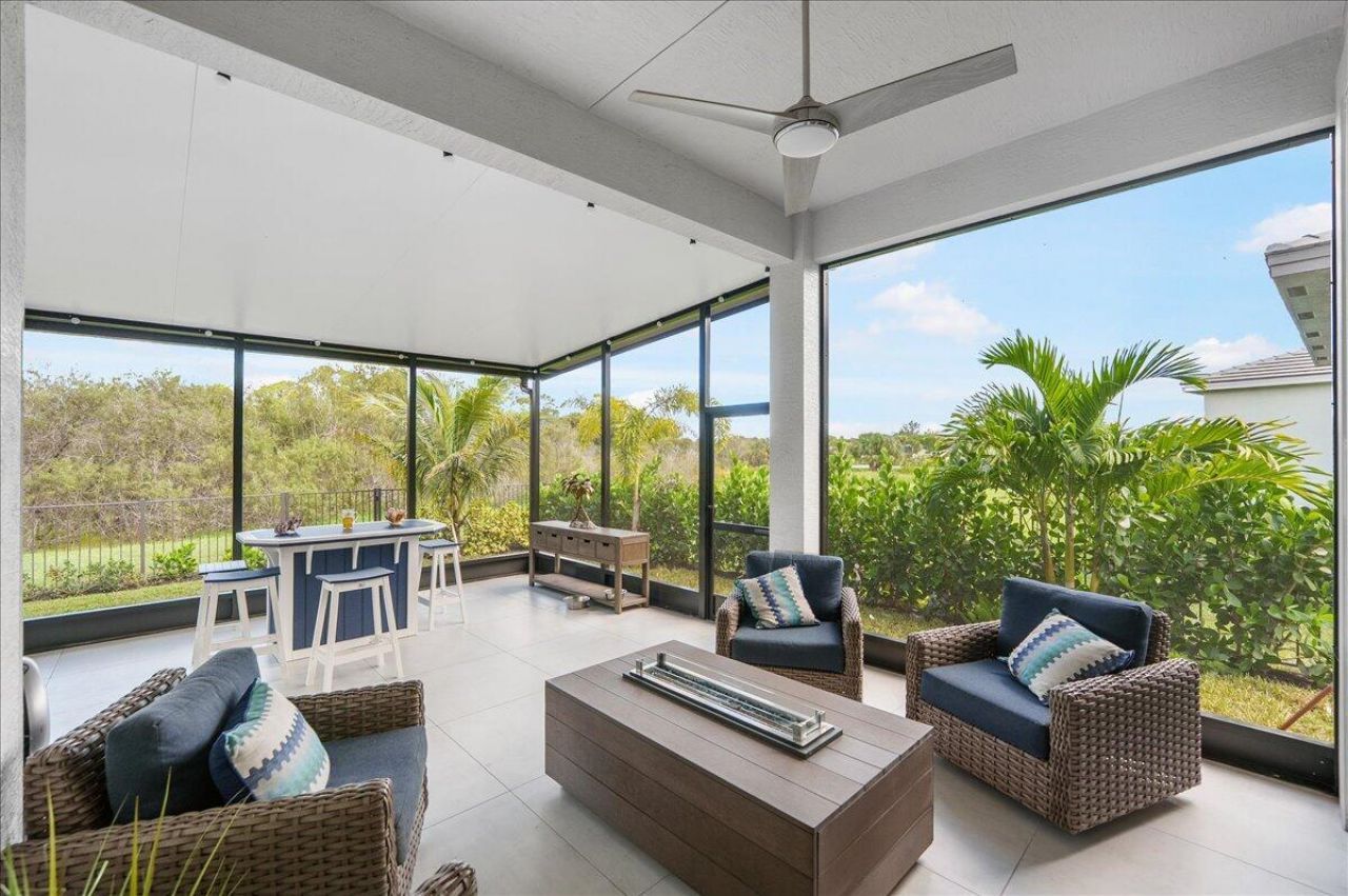 152 SE Via Tirso, Port Saint Lucie, FL 34952 Photo