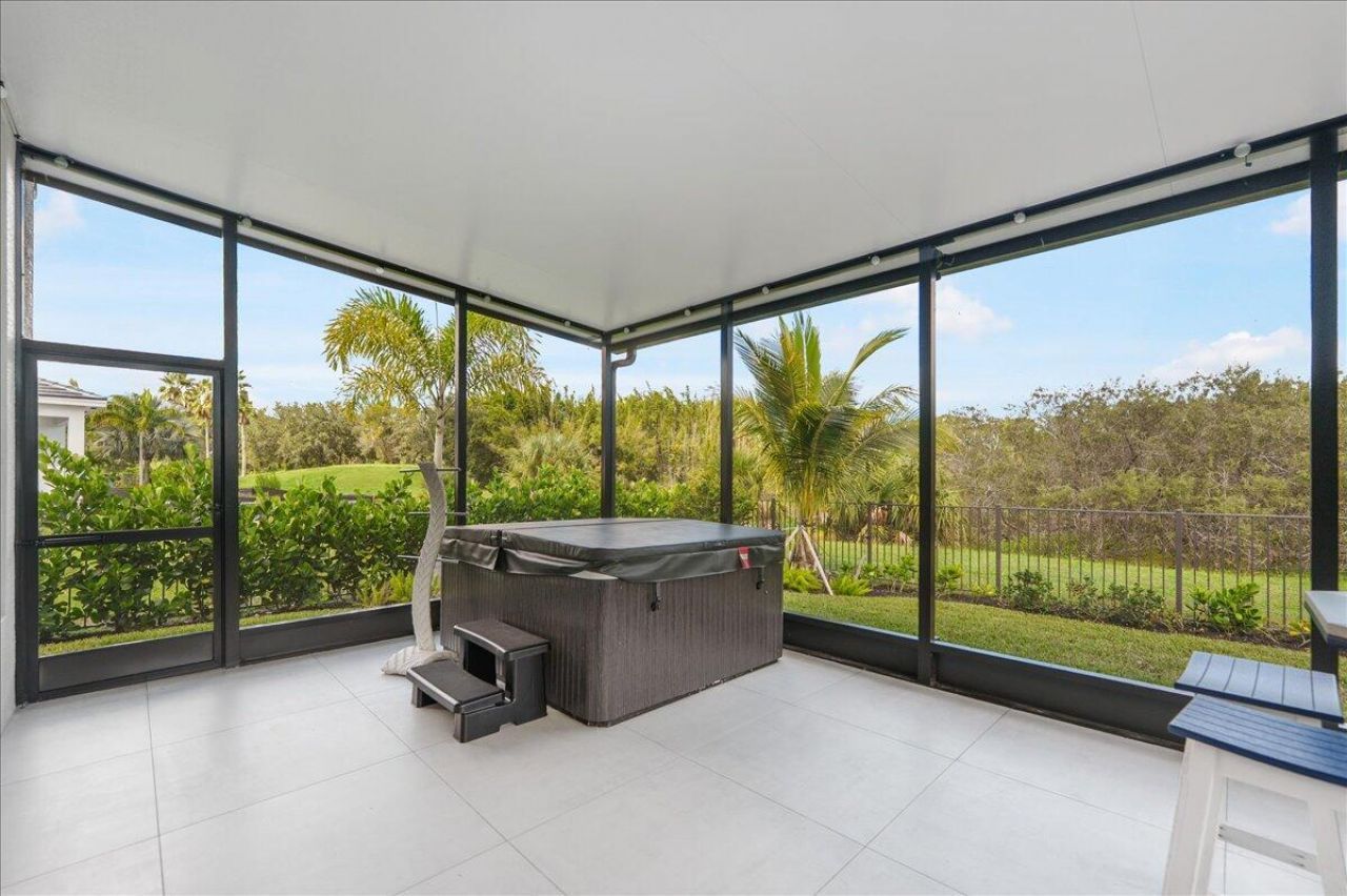 152 SE Via Tirso, Port Saint Lucie, FL 34952 Photo