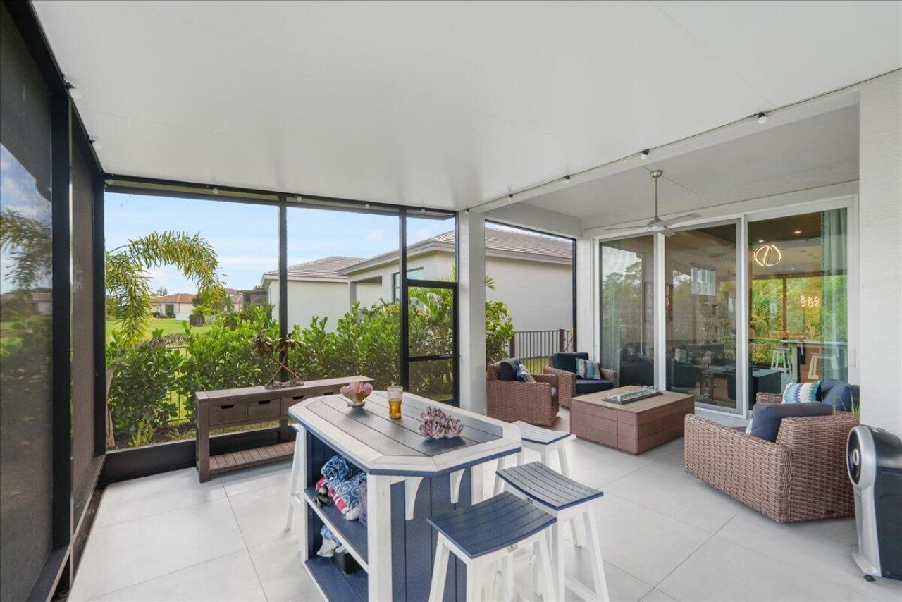 152 SE Via Tirso, Port Saint Lucie, FL 34952 Photo