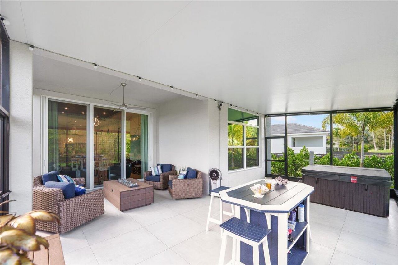 152 SE Via Tirso, Port Saint Lucie, FL 34952 Photo