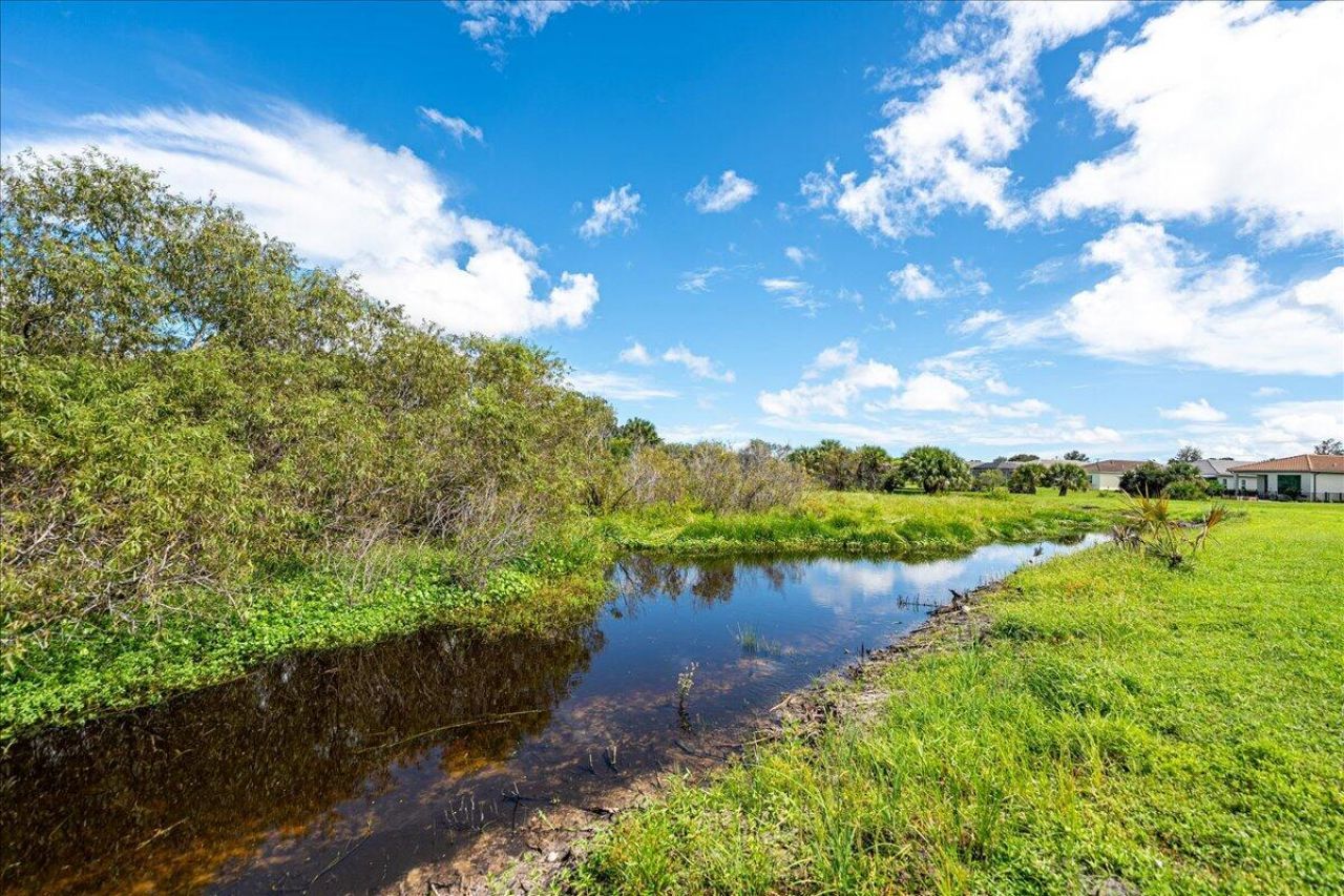 152 SE Via Tirso, Port Saint Lucie, FL 34952 Photo