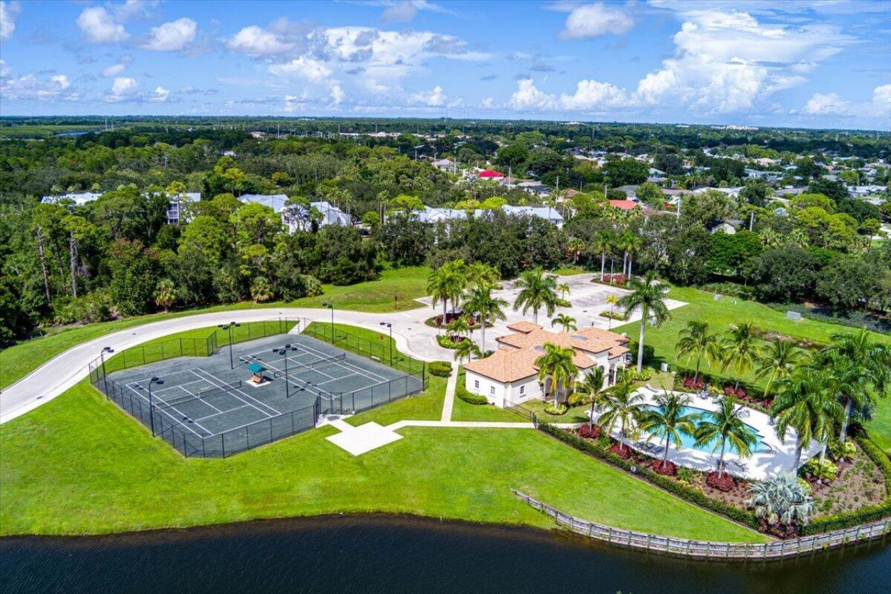 152 SE Via Tirso, Port Saint Lucie, FL 34952 Photo